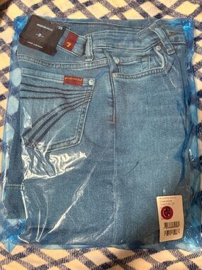 7 For All Mankind Modern Dojo Jeans Size 24 Flare Wide Leg Luxe Vintage NWT